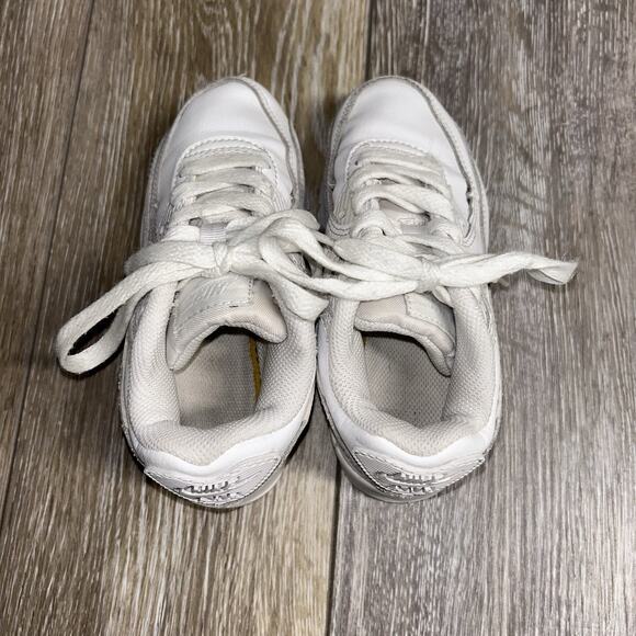 Nike Air Max 90 Youth US Size 11C White Running Sneaker Shoes CD6867-100 - Picture 8 of 11